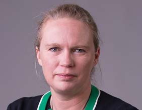 Headshot of Hannah Nixon